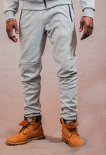 Cargar imagen en el visor de la galería, Conjunto de jogger con cremallera Gr8at (rojo)