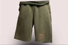 Cargar imagen en el visor de la galería, Conjunto corto verde oliva desgastado